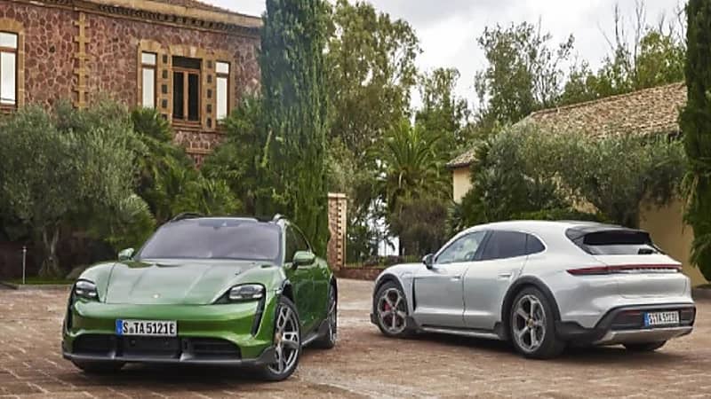 بالصور.. "بورش" تطلق سيارة كهربائية كروس أوفر جديدة من "تايكان"