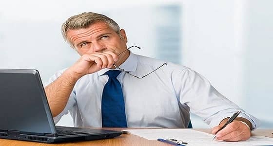 الطريقة الأمثل للتفاوض مع المدير لزيادة الراتب