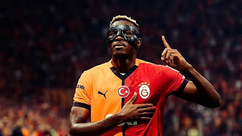 فنربخشة يقدم عرضًا مغريًا لأوسيمين