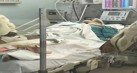 بالصور.. والد " رجل أمن " يناشد نقله عبر الإخلاء الطبي لمستشفى متخصص