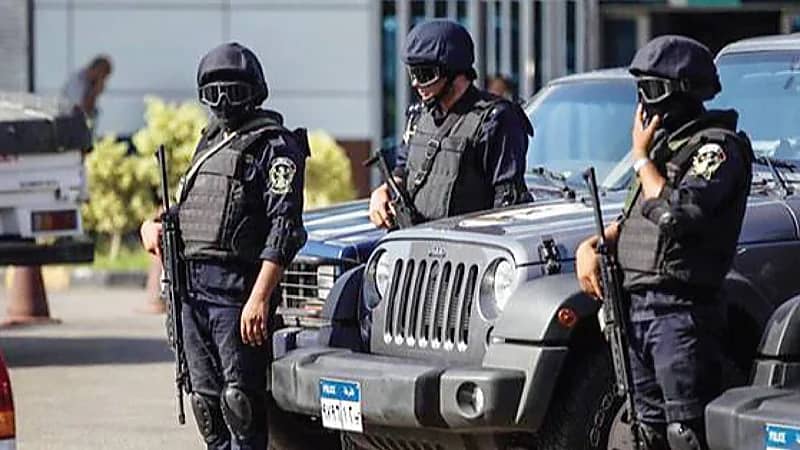 أب يفجع بمقتل نجله بطعنتين من تاجر مخدرات أمام عينيه