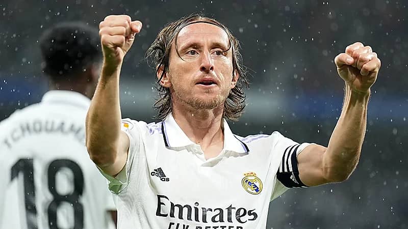 أهلاوي سابق يرحب بقدوم مودريتش