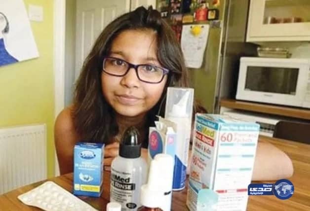 طفلة تعطس 8 ألاف مرة في اليوم