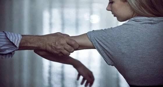 لبناني يغتصب طفلة لعائلة سورية لاجئة استأجرت منزلاً لديه!