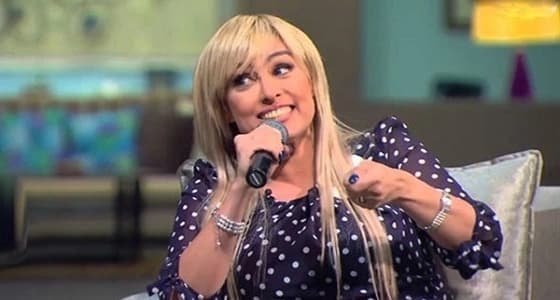 سجن وتغريم مراهق لسرقته حساب الفنانة سيمون