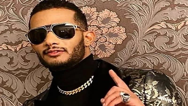 محمد رمضان يثير الجدل بين جمهوره بصوره في دبي 