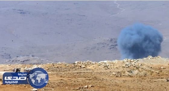 بالفيديو.. رجل يضرب زوجته لحماية عشيقته