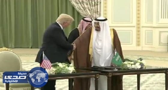 بالصور.. الكشف عن " بي إم دبليو M4 Coupe " بلون أخضر مميز في أبوظبي