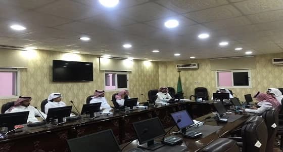 بلدي البجادية يوجه بإنشاء ساحات وتخصيص عربات للبيع بالحدائق