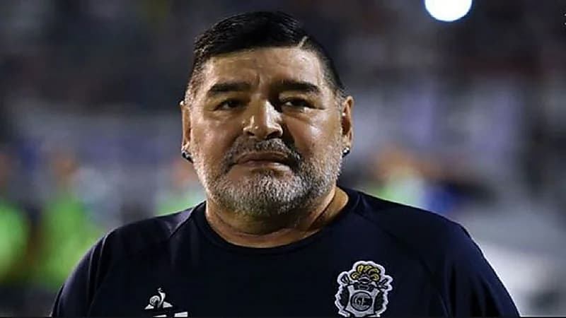 التحقيق مع ثلاث متهمين بقتل مارادونا