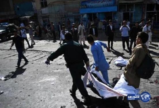 بالصور والفيديو.. الكعبة المشرفة تكتسي ثوبها الجديد