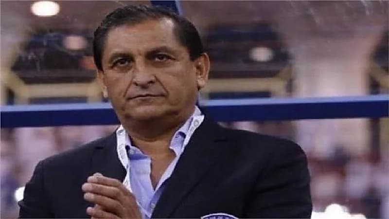 الكشف عن سبب تأخر الهلال في إعلان تعاقده مع المدرب الجديد "دياز"