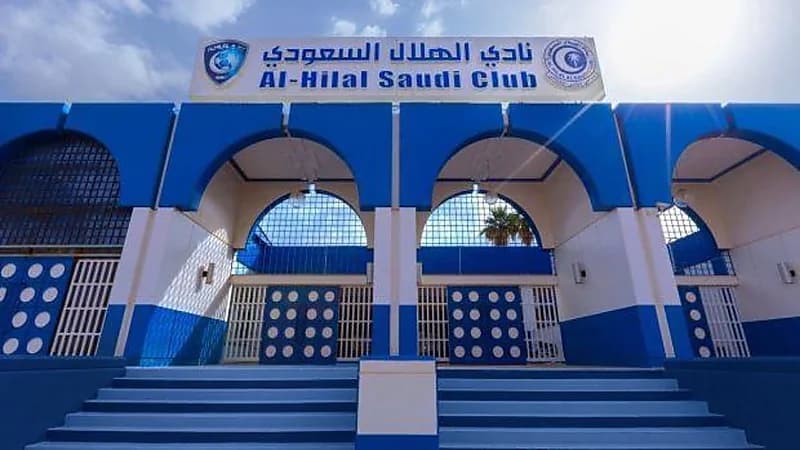 قيمة الطواقم التحكيمية لأربع مباريات لـ "الهلال" على أرضه