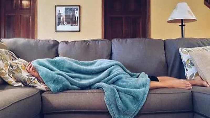 دراسة حديثة: التعرض للضوء أثناء النوم يصيبك بأمراض خطيرة