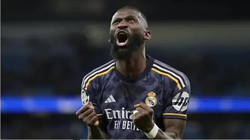 أول تحرك من النصر للتعاقد مع أنطونيو روديجر