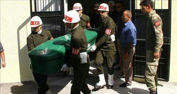 اعادة رفاة جنديين تركيين قتلا في سوريا