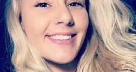 فتاة تتخلص من حيوانها الأليف في مرحاض الطائرة