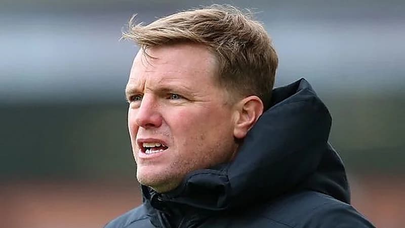 إصابة مدرب نيوكاسل بكورونا