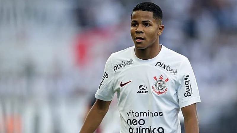 البرازيلي جاسوفا يخضع للفحص الطبي قبل انضمامه للنصر