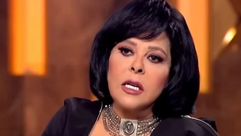 ردة فعل اسعاد يونس بعد تجربة الماتشا لأول مرة.. فيديو