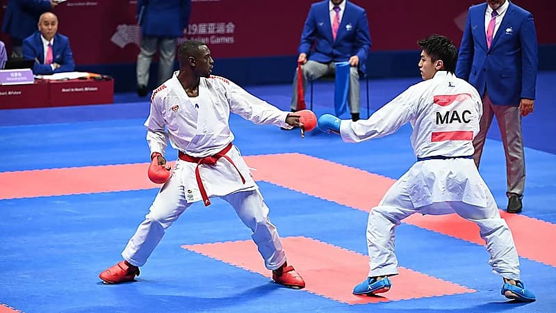 طارق حامدي يتوج ببرونزية دورة الألعاب الآسيوية في وزن فوق 84 كجم