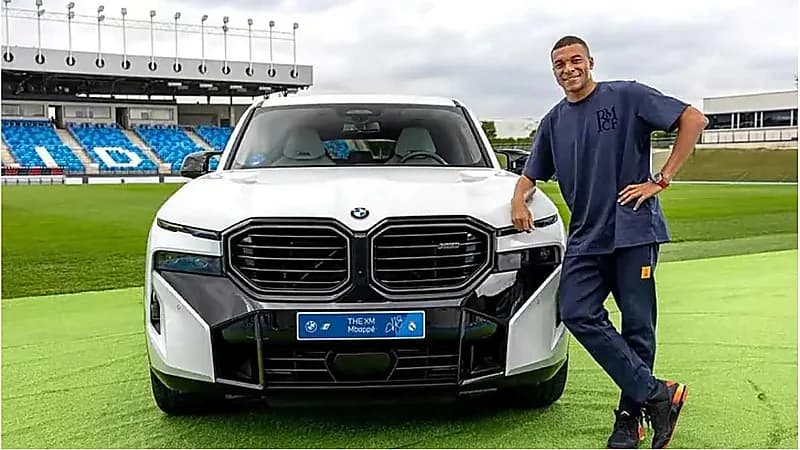 مبنى فخم وشاسع.. أول ظهور لقصر مبابي الجديد.. صور