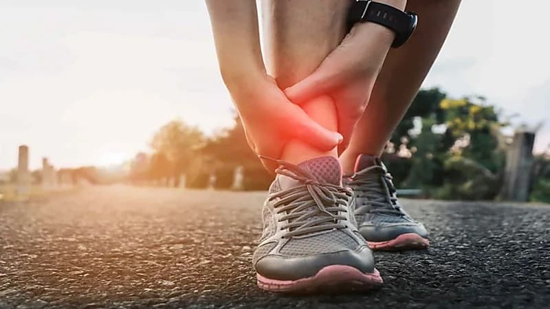الصحة تحذر من أشياء تسبب الإصابات الرياضية