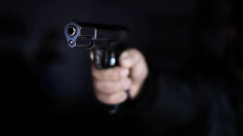 عريس يقتل عروسه و3 آخرين في منزل والدها