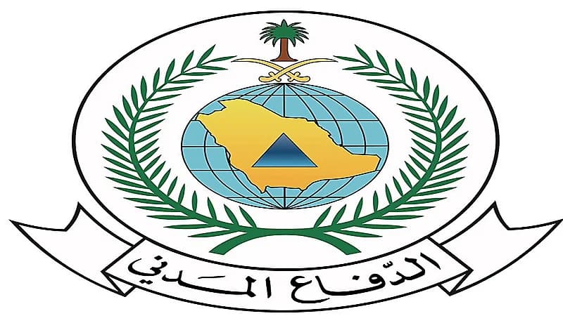 إنقاذ 7 أشخاص جرف السيل مركبتهم في وادي الرشاء