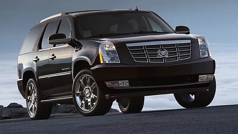 بالصور.. سيارة كاديلاك تحظى بمكانة مميزة وإعجاب خاص