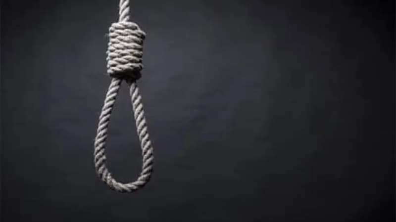 شاب ينتحر شنقًا ويودع عائلته بمقطع فيديو