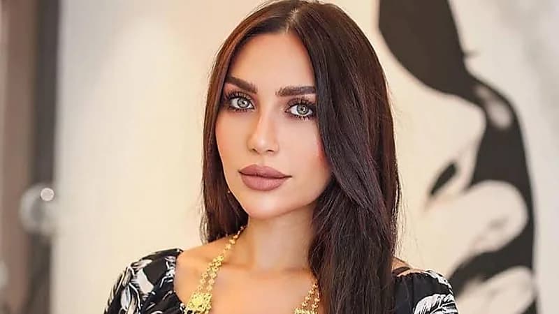 شاهد.. رد فعل "معجبة" شاهدت الدكتورة خلود في الرياض