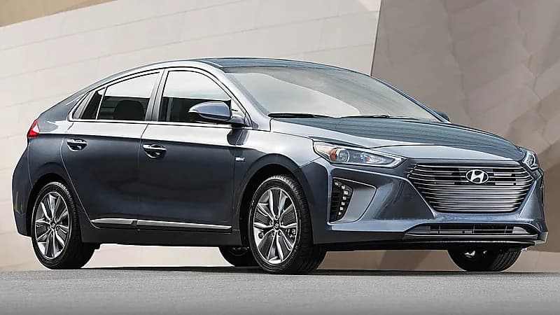 اكتشاف خلل يعرض سيارات "هيونداي" للاشتعال