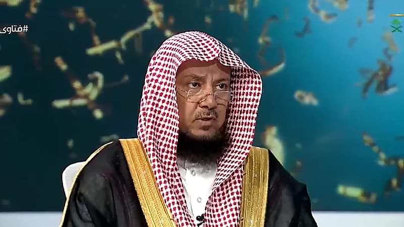 بالفيديو.. السليمان يوضح حكم تمييز الأبناء الذين لم يزوجهم والدهم قبل وفاته في الإرث