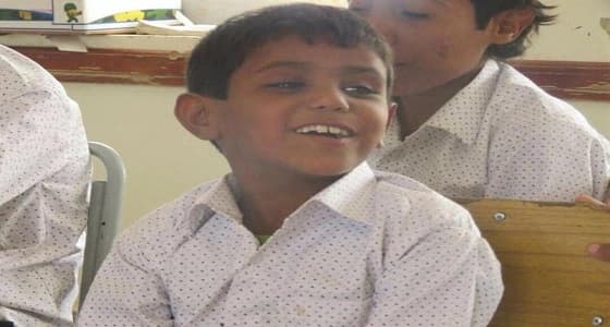 طفل يمني يكشف تفاصيل مؤلمة بعدما جندته ميليشيا الحوثي ونجاته من الموت