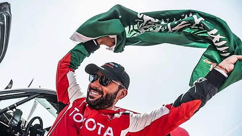 يزيد الراجحي يسعى للتتويج باللقب الثامن في رالي حائل