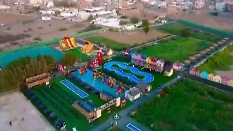 شاهد.. مواطن يحول مزرعة أعلاف مهجورة إلى منتجع سياحي