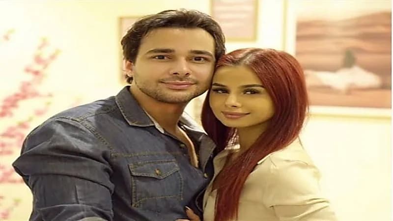 كورونا يصيب منة عرفة وزوجها