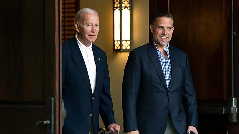 نجل بايدن يقف أمام المحكمة بسبب اتهامات فساد