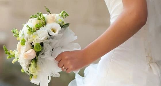 فتاة تطلب الخلع بعد ساعات من زواجها بسبب والدة العريس