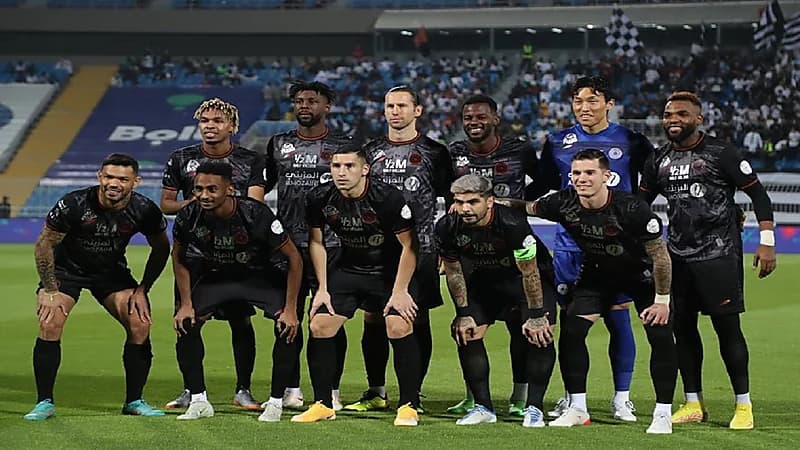 الشباب يمنح لاعبيه إجازة حتى 7 نوفمبر