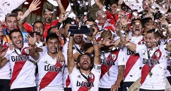 ريفر يقتنص السوبر الأرجنتيني وينتقم لمباراة منذ 42 عاما