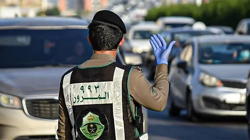المرور يكشف عن شرط تسجيل المركبة 