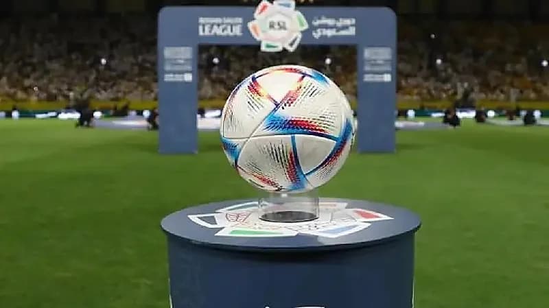 رابطة دوري المحترفين تتسلم مهام الرقابة المالية