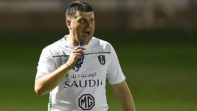 "فلادن" يهدد إدارة الأهلي