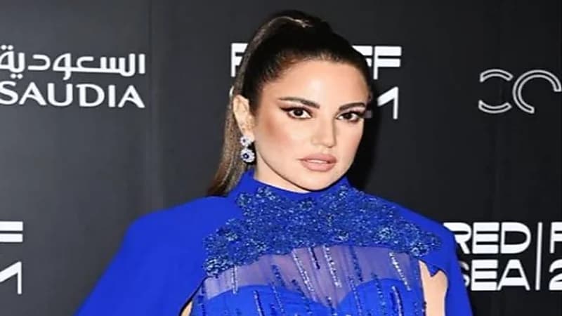 شاهد.. إطلالة شتوية للفنانة درة تخطف الأنظار حولها  