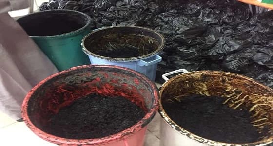 إتلاف كميات من خلطات معسل وجراك وتبغ مجهولة المصدر بالطائف