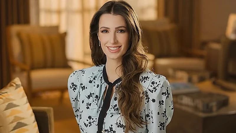 الأميرة رجوة تخطف الأنظار في جلسة تصوير خاصة بعيد ميلادها