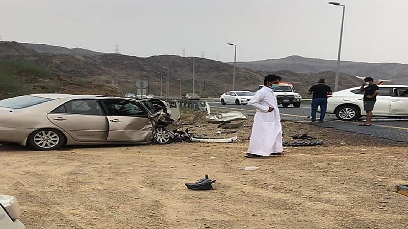 وفيات وإصابات في حادث تصادم بالمخواة