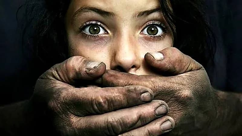 "الإخصاء" عقوبة الاغتصاب في باكستان
